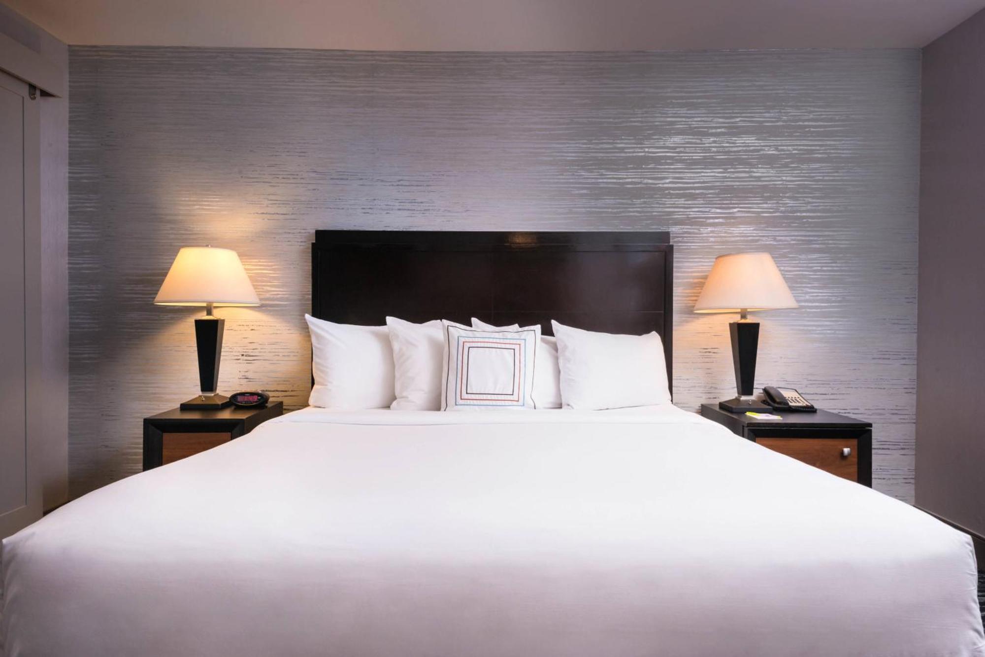 Fairfield By Marriott New York Manhattan Times Square Екстериор снимка